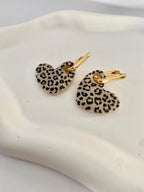 Boucles d'oreilles coeur léopard - beige noir