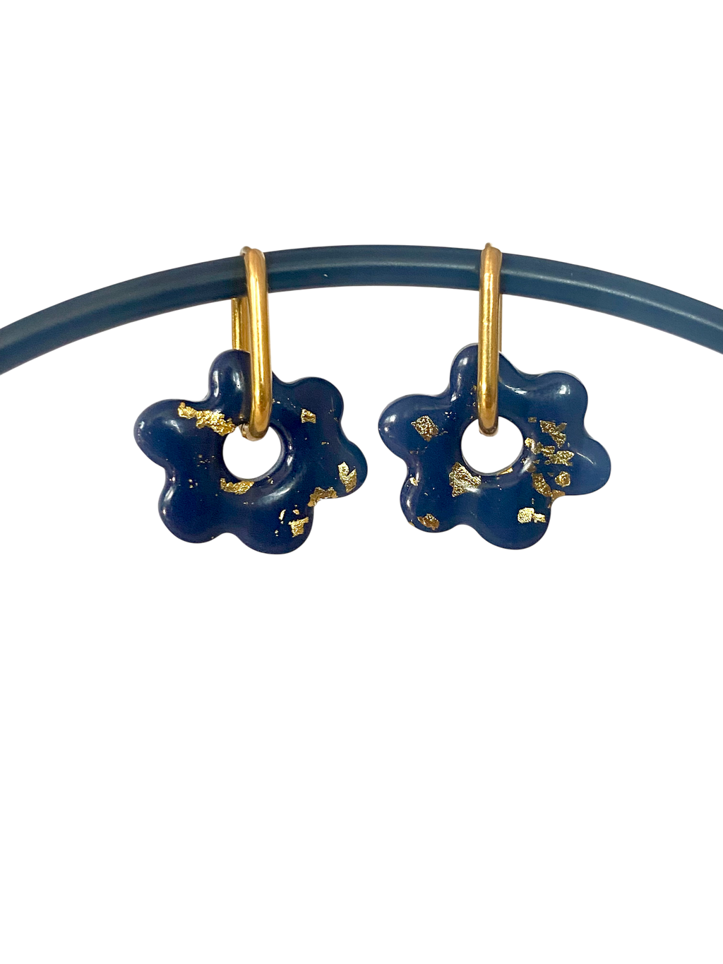 Boucle d'oreille bleu nuit et or faite a la main