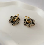 Boucles d'oreilles fleurs motif léopard et couleur au choix