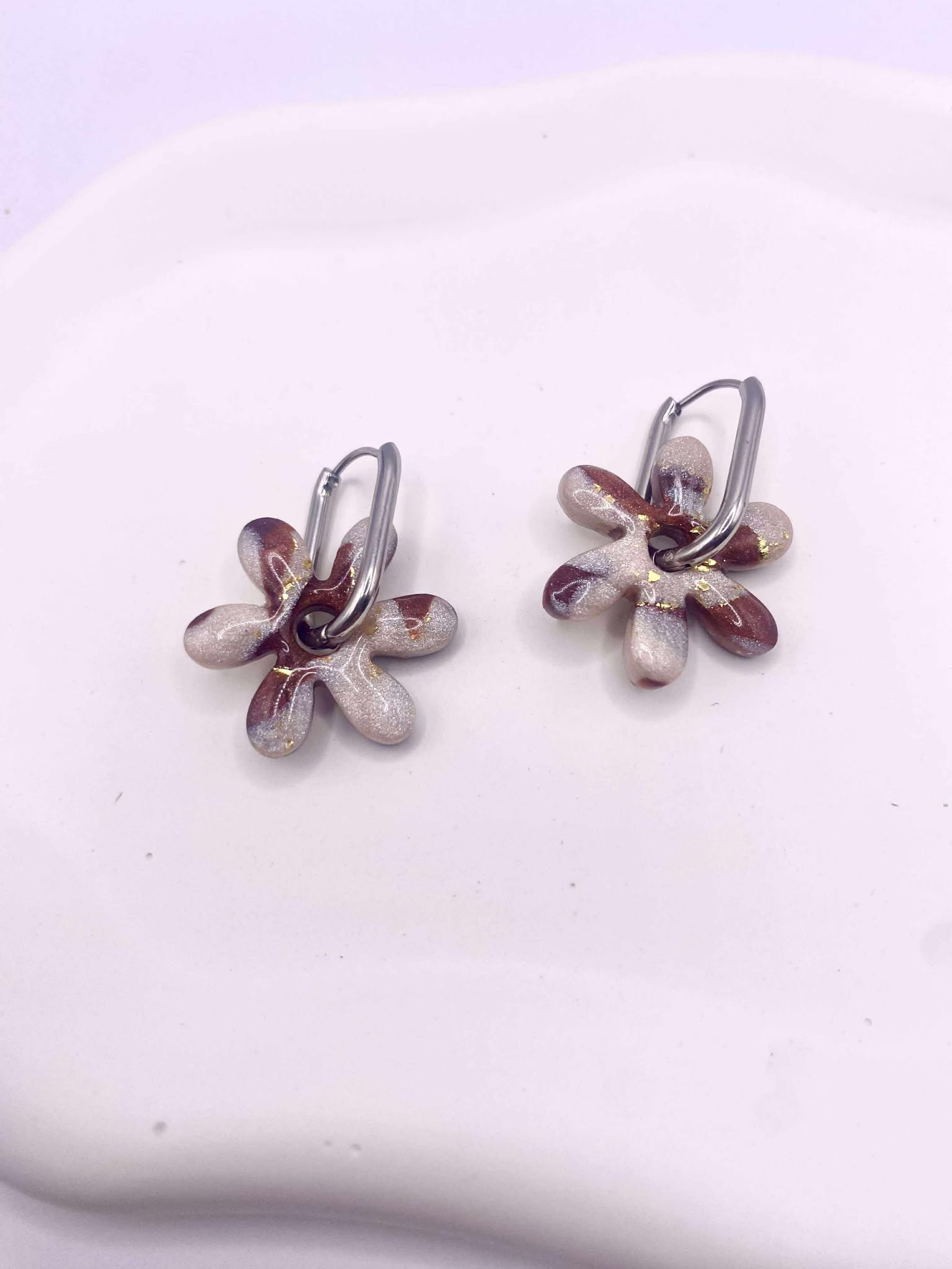 Boucle d'oreille fleur pop créoles argent