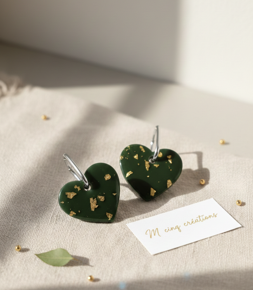 Boucle d'oreille coeur vert et feuille d'or mcinq
