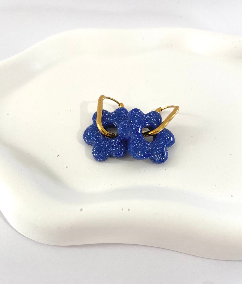 Boucles d'Oreilles Fleur Bleu Pailleté - Avec ou sans créoles