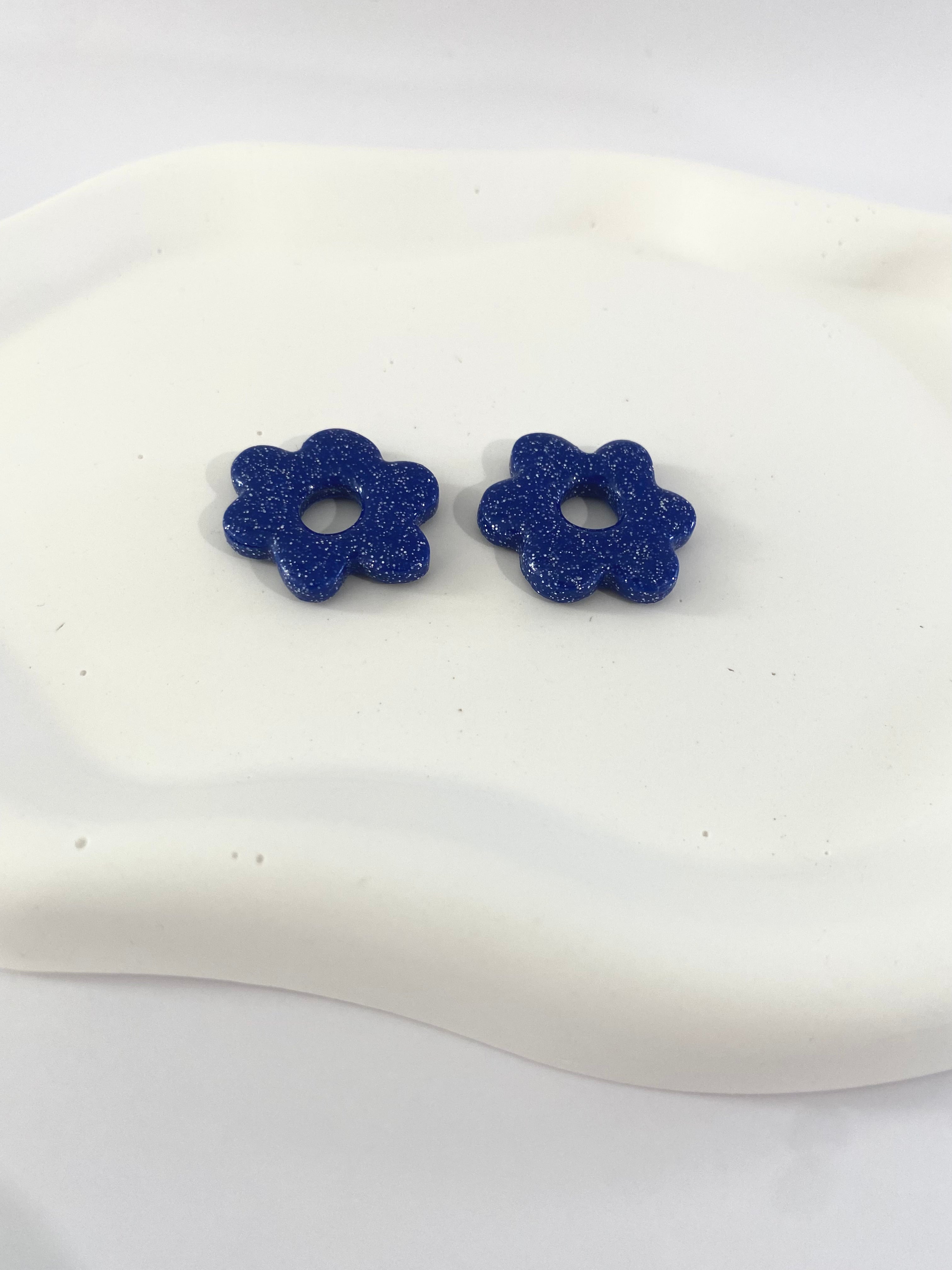 Boucles d'Oreilles Fleur Bleu Pailleté - Avec ou sans créoles