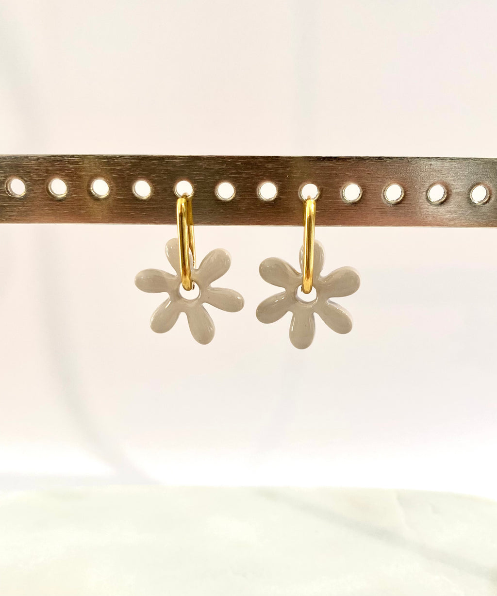 Boucle d'oreille pop flocon beige bijoux faits main