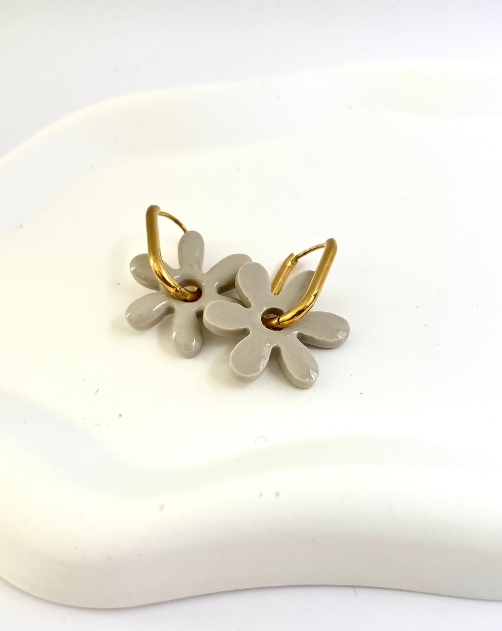 Boucle d'oreille recto et verso