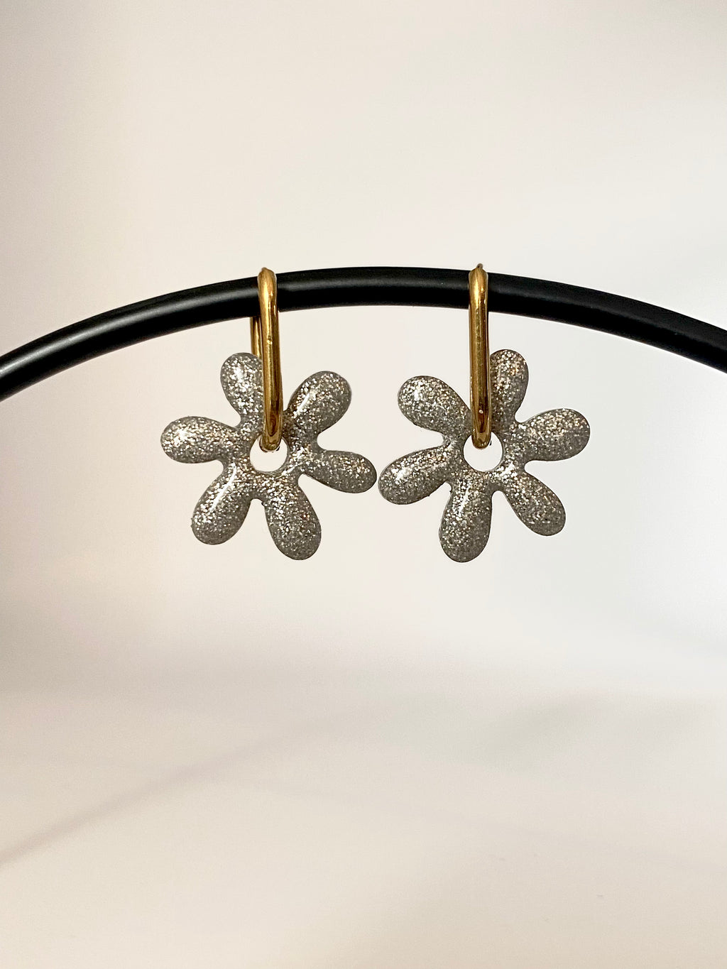 Boucles d'oreilles fleur pop 70