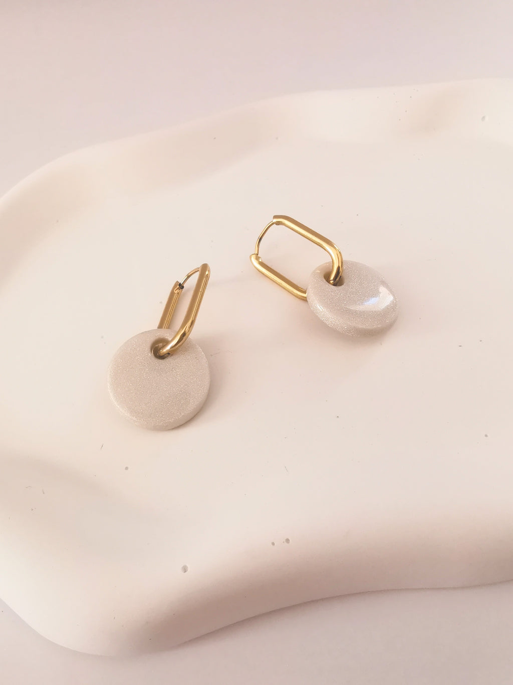 Boucle d'oreille pastille ronde bijoux