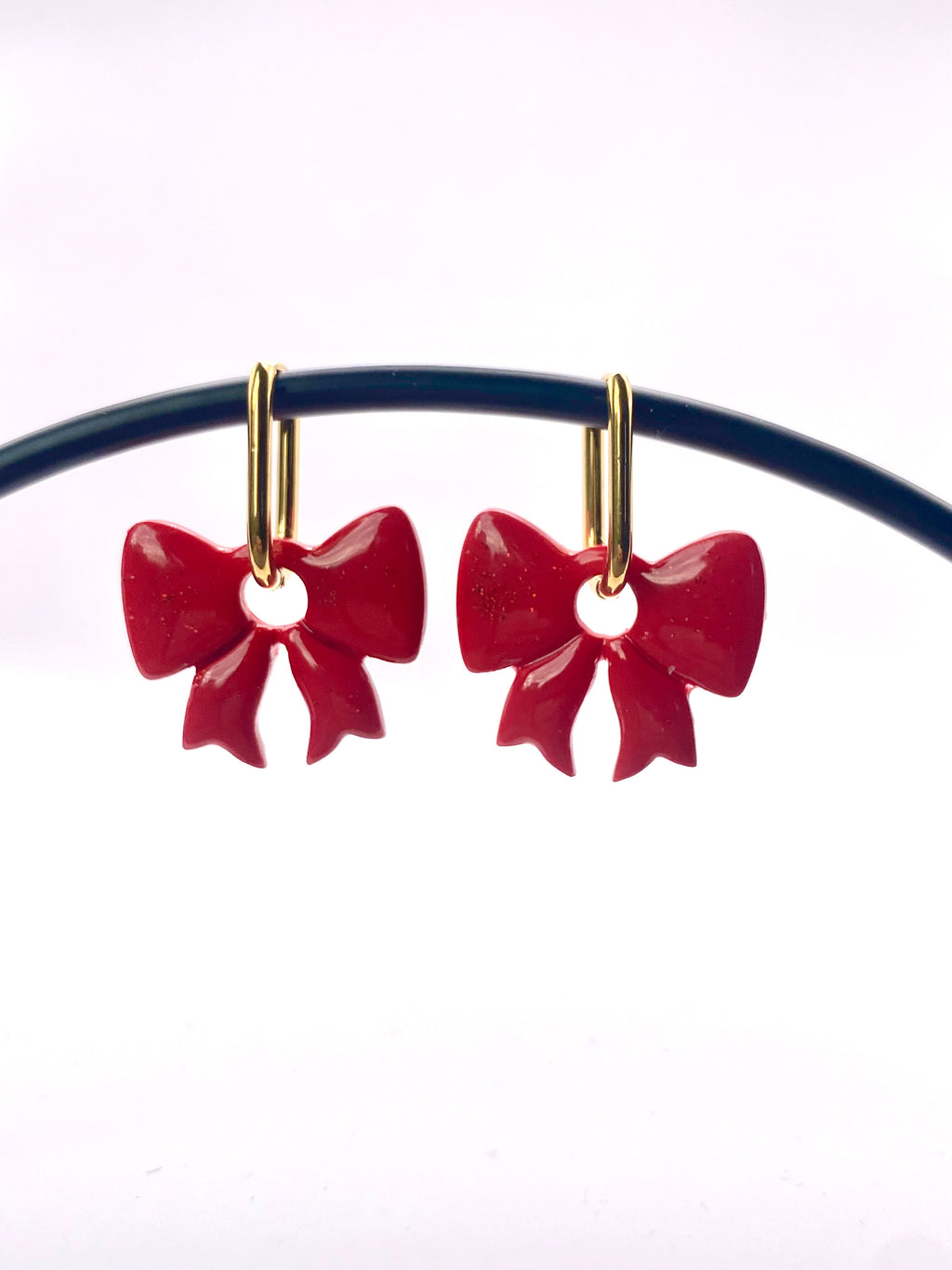 Boucles d’oreilles nœud rouge