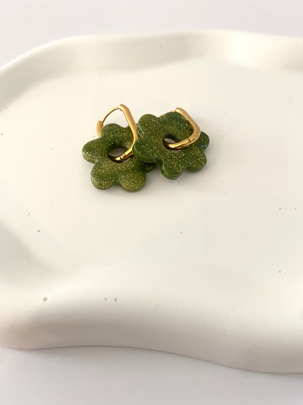 Boucles d'Oreilles Créoles Fleur mix  Mathilde Batut 