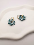 Boucles d'Oreilles Fleur zébré Vert émeraude et blanc, Bijoux Fait Main - Créole en Option