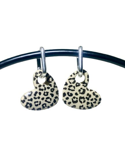 Boucles d'oreilles coeur léopard - beige noir
