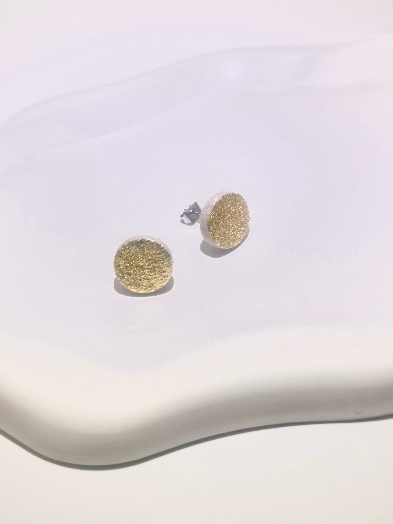 Puce d'oreille feuille d'or