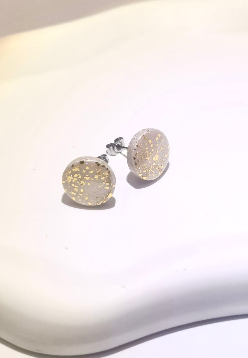 zoom boucle Puces d'oreille rondes